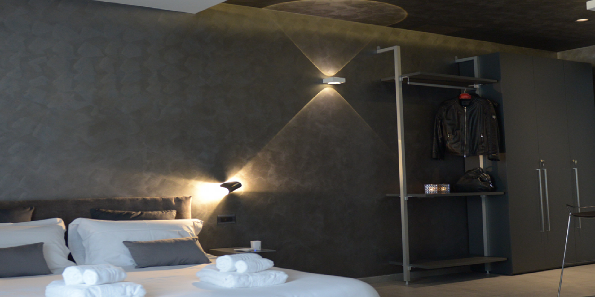Suite28